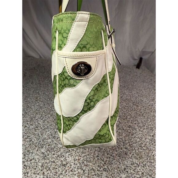 Vintage Coach Limited Edition Zebra Stripe Green & White Tote Bag - Picture 4 of 12